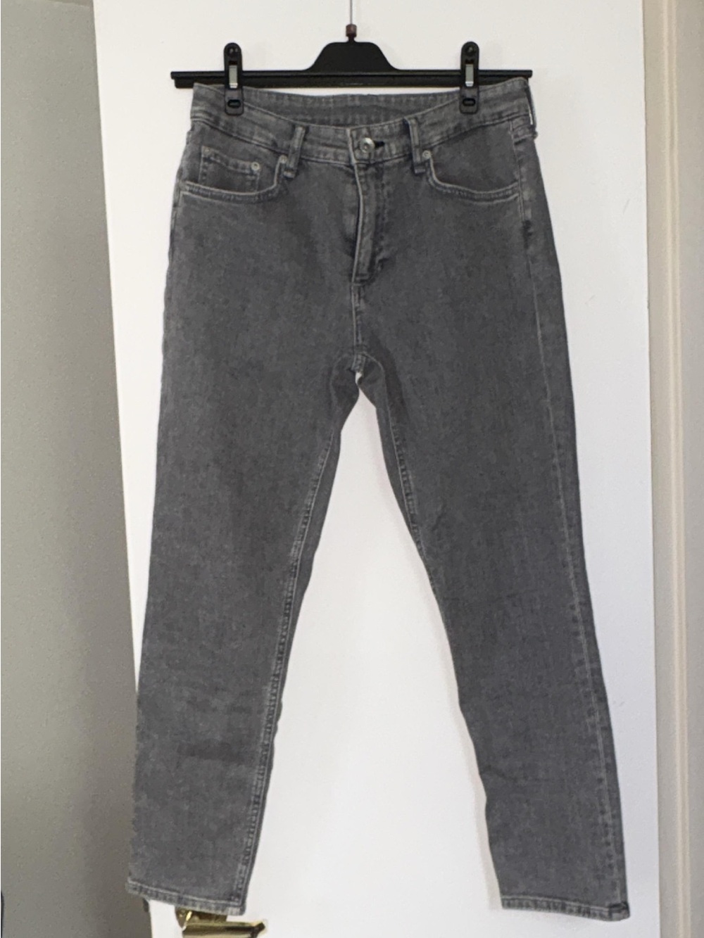 Rag & Bone Cate midrise skinny jeans feature a distinctive grey acid wash finish